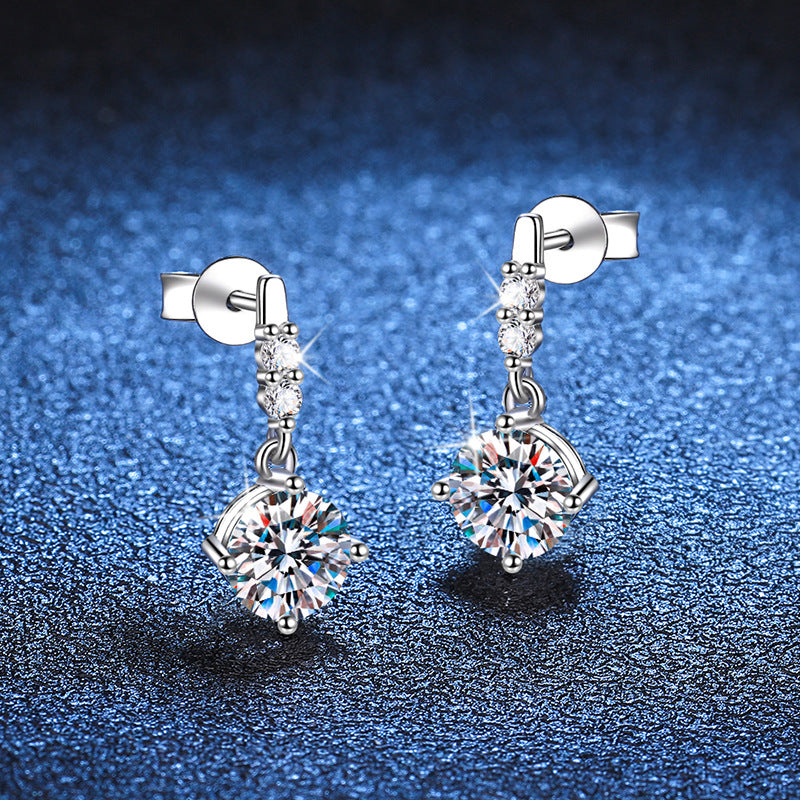 Pavé bar drop earrings detail